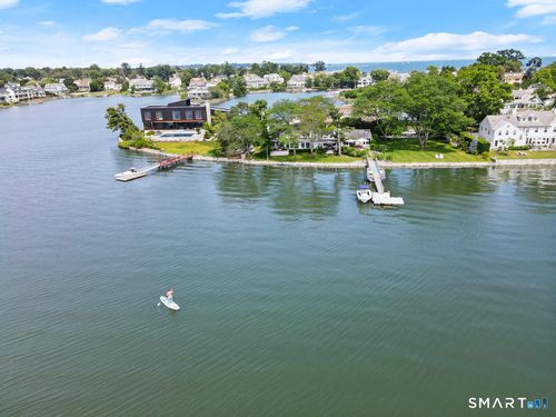 22 Northway, Old Greenwich, CT, 06870-2430 | Card Image