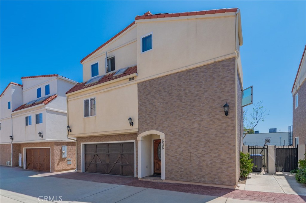 Residential in Carson 3