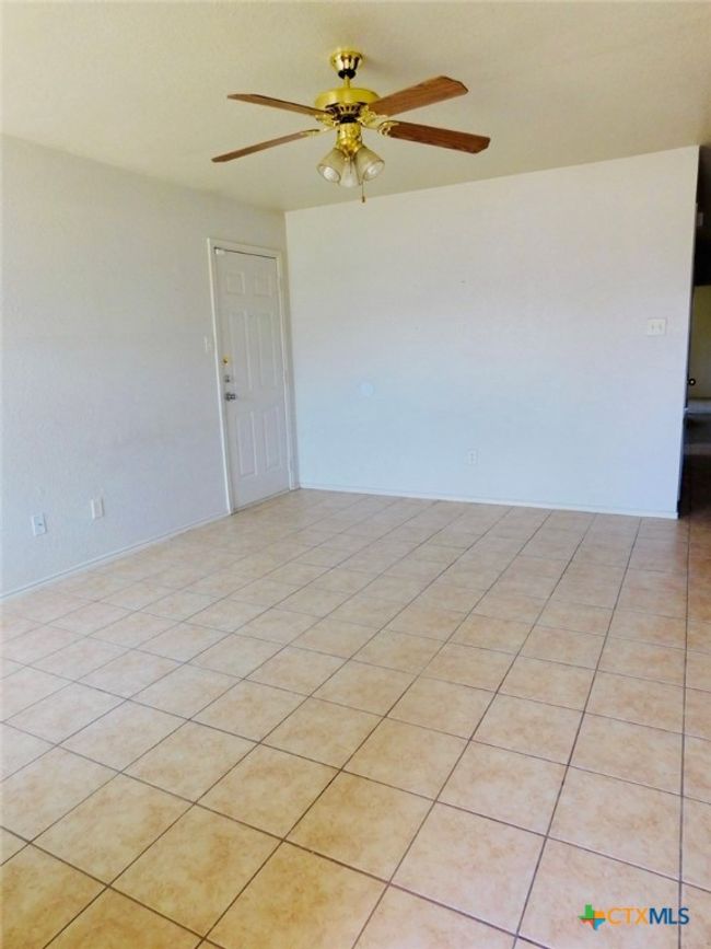2803 Alma Dr, Home with 3 bedrooms, 2 bathrooms and null parking in Killeen TX | Image 4