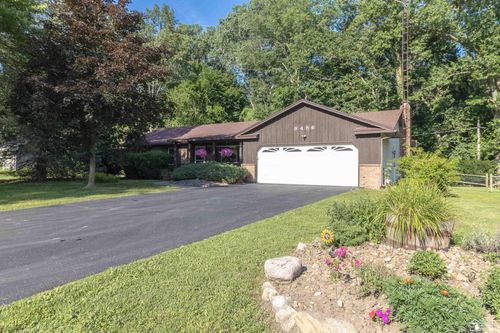 8456 Cottonwood Dr, Lambertville, MI, 48144-9746 | Card Image