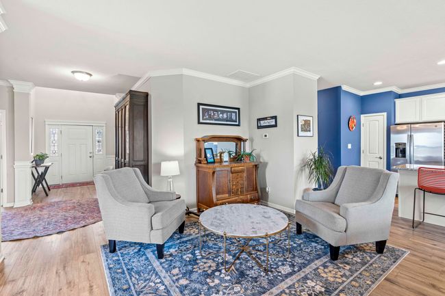 Entry/Foyer | Image 5