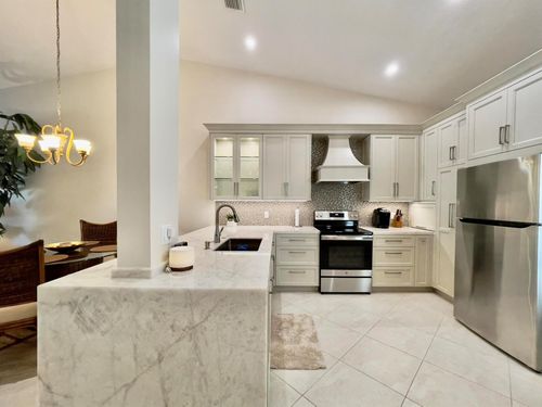 202-202 Cypress Point Dr, Palm Beach Gardens, FL, 33418-7156 | Card Image