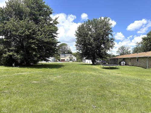 66 Sw Santee Dr, Greensburg, IN, 47240-7801 | Card Image