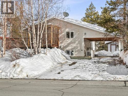 108 Wilson Dr, Whitehorse, YT, Y1A0E1 | Card Image