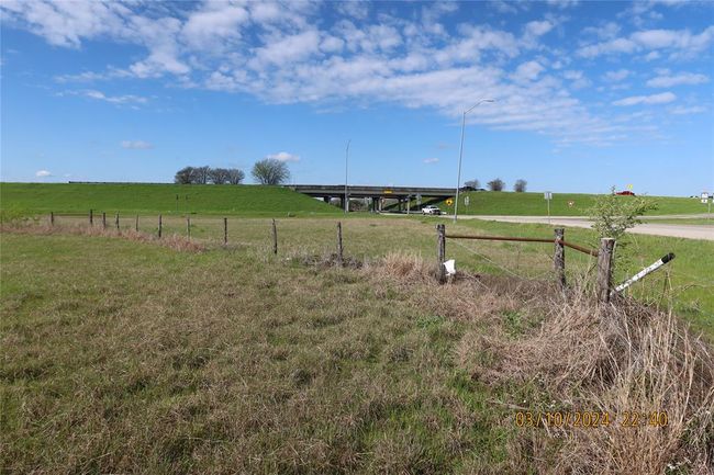1030 Highway 71, Home with 0 bedrooms, 0 bathrooms and null parking in Columbus TX | Image 4