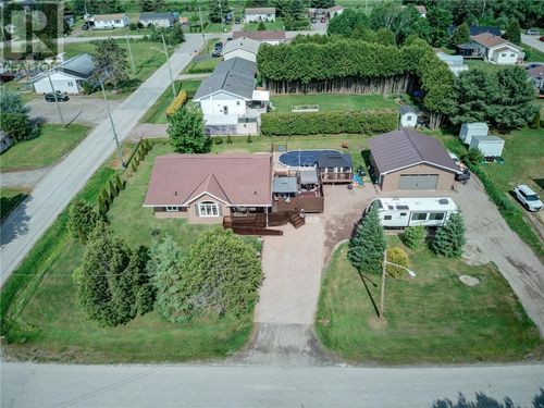 18 Jessup St, Cache Bay, ON, P0H1G0 | Card Image