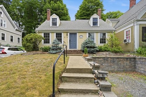16 West St, Hingham, MA, 02043-2611 | Card Image