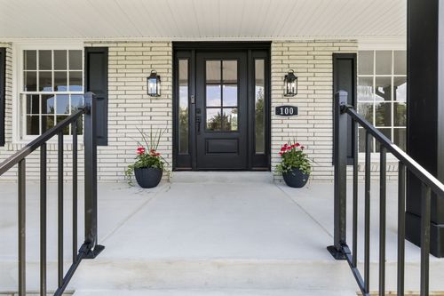 100 Catalpa Dr, Mount Juliet, TN, 37122-3522 | Card Image