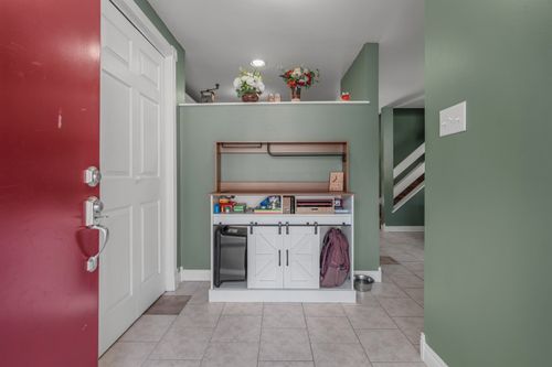 20 Templeton Ct, Merrimack, NH, 03054-3460 | Card Image