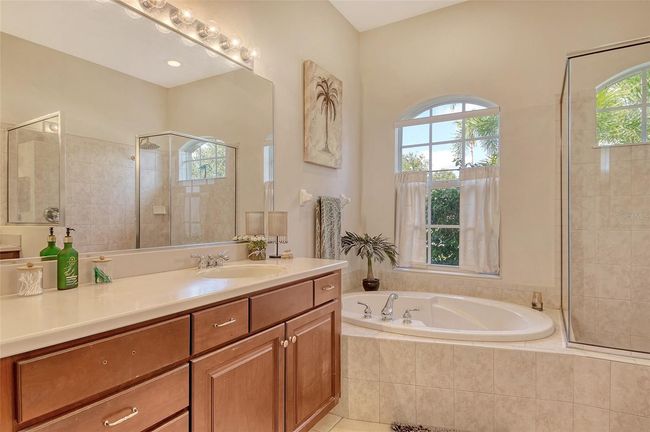 12358 Lavender Loop, House other with 4 bedrooms, 3 bathrooms and null parking in BRADENTON FL | Image 17