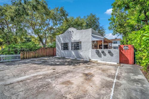 1008 N 18th Ct, Hollywood, FL, 33020-3691 | Card Image