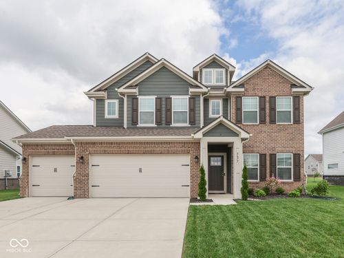 5677 Volanti Way, Greenwood, IN, 46143 | Card Image