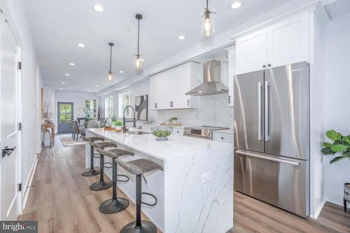 1-424 Taylor St Nw, WASHINGTON, DC, 20011-5907 | Card Image