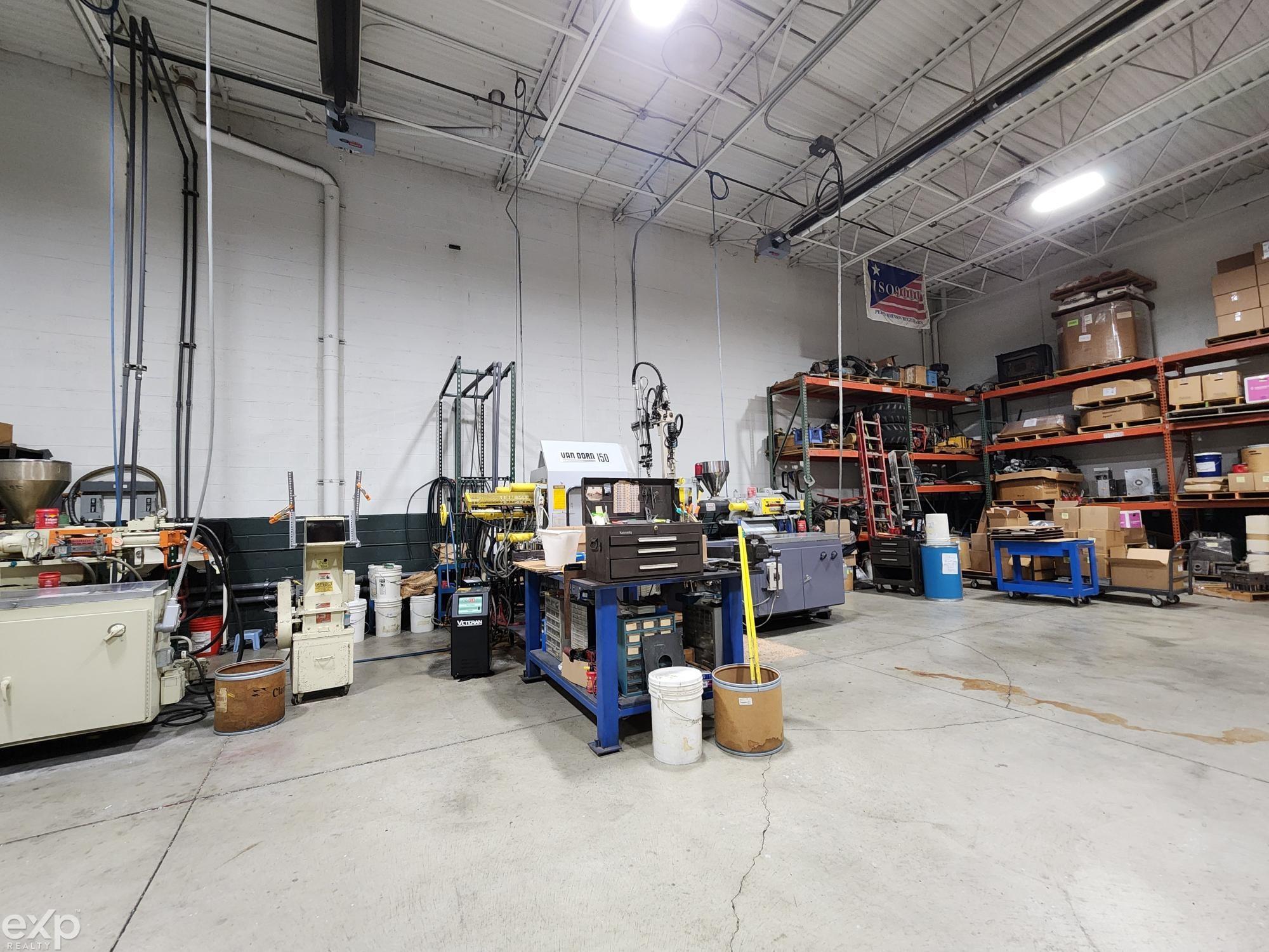 Business Opportunity in Chesterfield Township 5