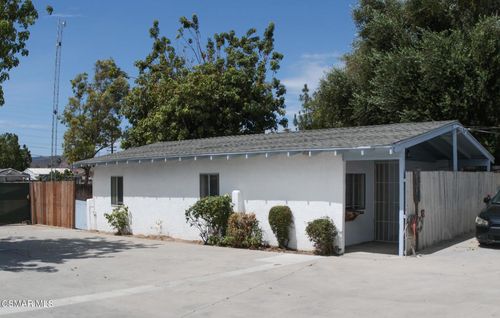 c-4476 Apricot Road, Simi Valley, CA, 93063 | Card Image