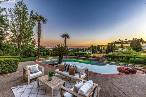 3411 Deer Ridge Dr, Danville, CA, 94506-6047 | Card Image