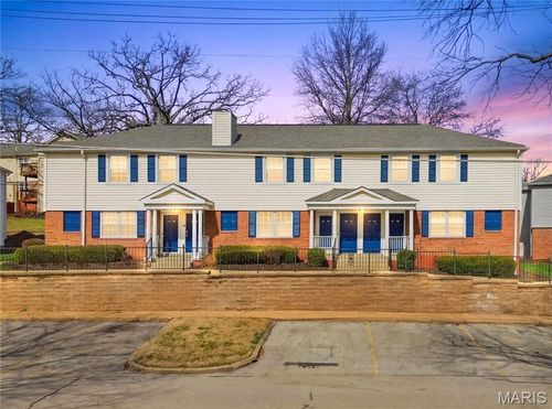 9169 N Swan Cir, Brentwood, MO, 63144-1165 | Card Image