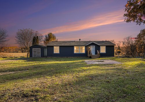 8680 16 Mile Rd Ne, Cedar Springs, MI, 49319-9589 | Card Image