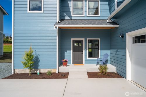 2914 K Ave, Anacortes, WA, 98221-3838 | Card Image