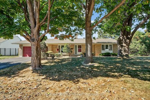 1951 Garfield Ave, Ottawa, ON, K2C0W7 | Card Image
