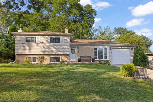 22W524 Birchwood Dr, Glen Ellyn, IL, 60137-7360 | Card Image