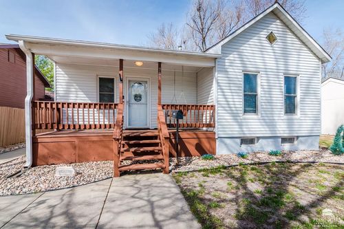 703 Oak Street, Wamego, KS, 66547 | Card Image