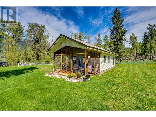 3315 Fiva Creek Rd S, House other with 2 bedrooms, 2 bathrooms and null parking in Westbridge BC | Image 71