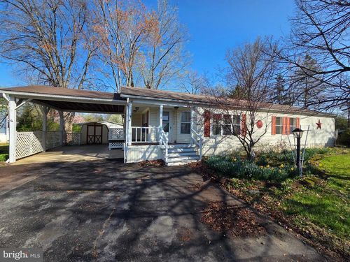 5 Oak Cir, QUAKERTOWN, PA, 18951 | Card Image