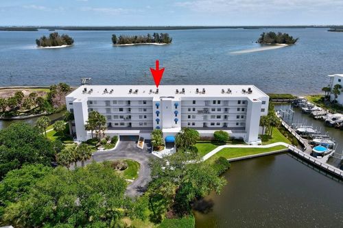6055-6055 River Run Dr, Sebastian, FL, 32958-4704 | Card Image