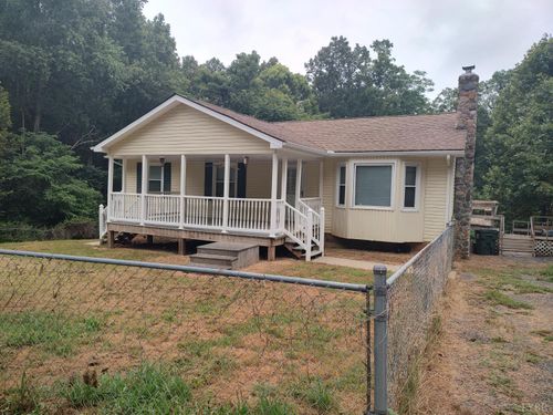 4271 Blenheim Rd, Charlottesville, VA, 22902-7744 | Card Image
