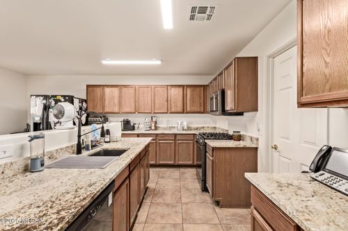 5758 W King Snake, Tucson, AZ, 85742 | Card Image