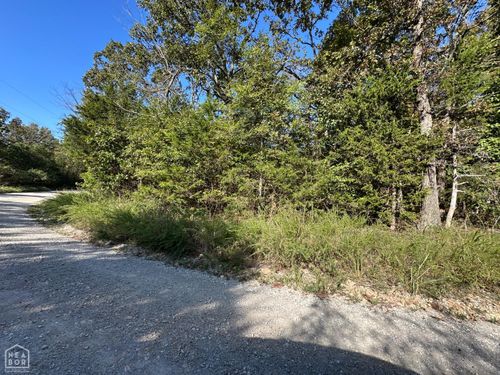 1 Round Mountain Drive, Flippin, AR, 72634 | Card Image