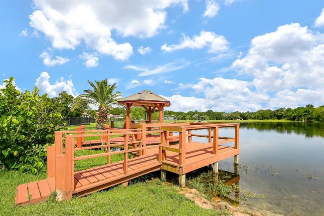 2767 Broadway St, House other with 3 bedrooms, 2 bathrooms and 2 parking in San Leon TX | Image 26