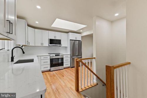 6211 Houston Ct, ALEXANDRIA, VA, 22310-3117 | Card Image