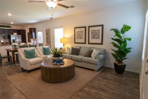 7509 Ivy Trellis Trl, Del Valle, TX, 78617-2016 | Card Image