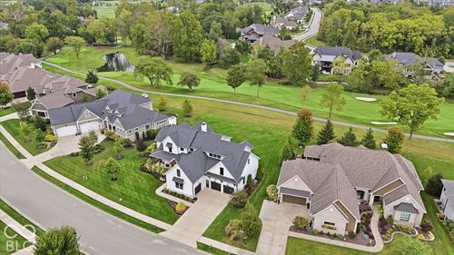 685 Old Ashbury Rd, Westfield, IN, 46074-4313 | Card Image
