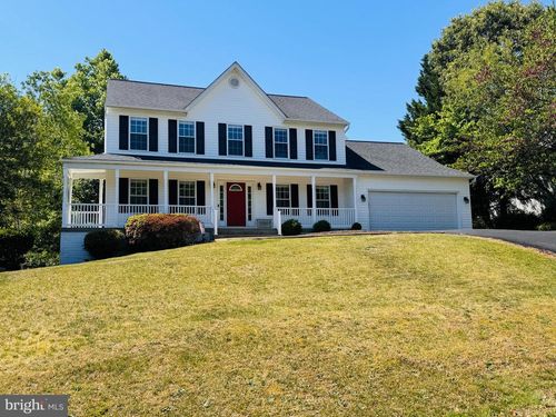5 Averil Ct, FREDERICKSBURG, VA, 22406-6261 | Card Image