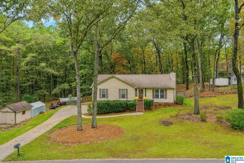 2316 Chandawood Dr, Pelham, AL, 35124-1229 | Card Image