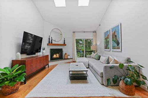 apt-12-1 Wolfpit Ave, Norwalk, CT, 06851-4248 | Card Image