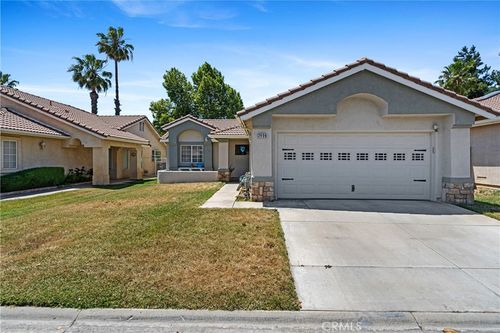 2906 Summer Set Cir, Banning, CA, 92220-3728 | Card Image