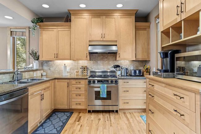 4 - 124 Silvertip Ridge, Home with 4 bedrooms, 3 bathrooms and 4 parking in Canmore AB | Image 11