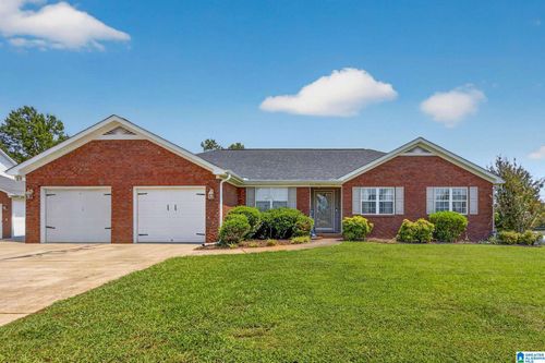 17 Raegan Ln, Weaver, AL, 36277-4636 | Card Image
