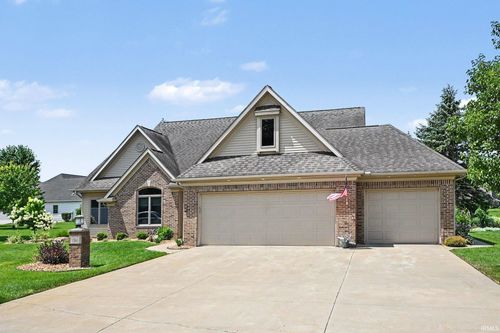 1361 Freedom Pkwy, Winona Lake, IN, 46590-5793 | Card Image