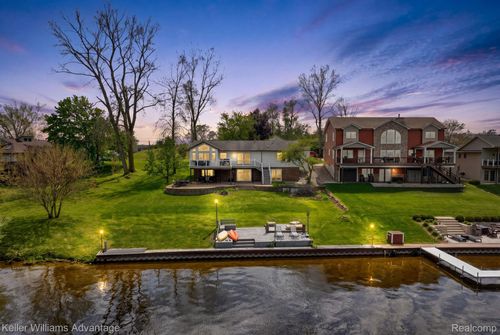 13980 Grandpoint Cir, Cement City, MI, 49233-9697 | Card Image