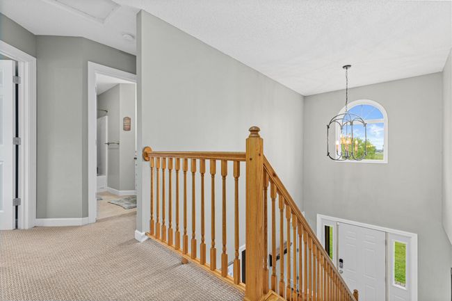 Upper level | Image 19