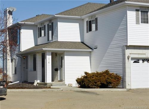 26A - 32 Daines Avenue, Home with 3 bedrooms, 2 bathrooms and 1 parking in Red Deer AB | Card Image