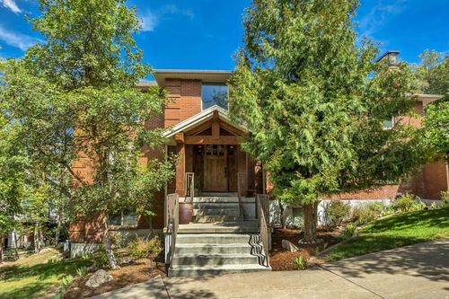 2745 Cave Hollow Way, Bountiful, UT, 84010-1232 | Card Image