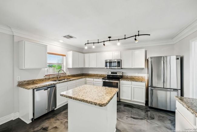 3454 Kodiak Diamond, House other with 3 bedrooms, 3 bathrooms and null parking in San Antonio TX | Image 12