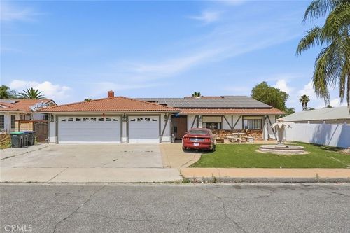 15060 Zieglinde Dr, Lake Elsinore, CA, 92530 | Card Image