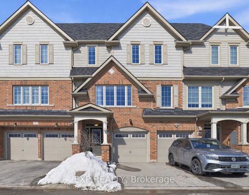 83 Magpie Way, Whitby, ON, L1N2K6 | Card Image